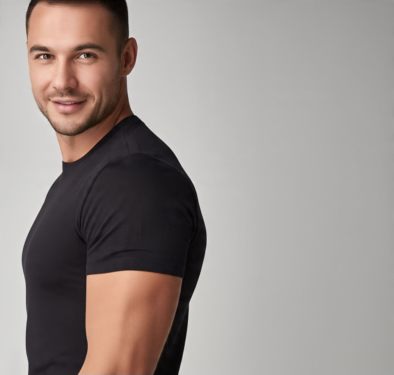 NEMESIS Polera Regular Fit Black